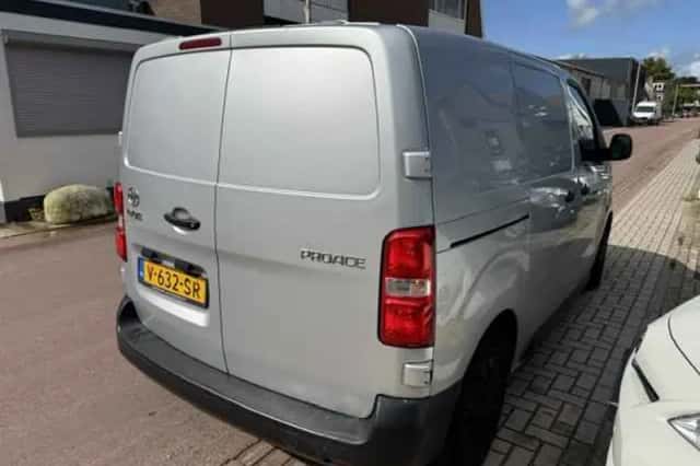 Toyota Proace (2018) thumbnail 6