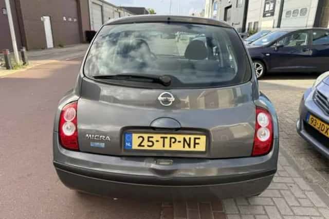Nissan Micra (2006) thumbnail 4