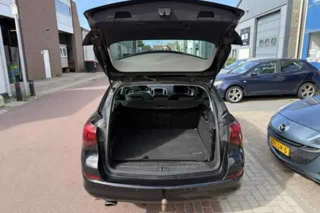 Opel Astra (2011) thumbnail 5