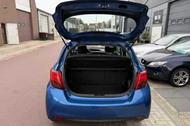 Toyota Yaris (2014) thumbnail 5