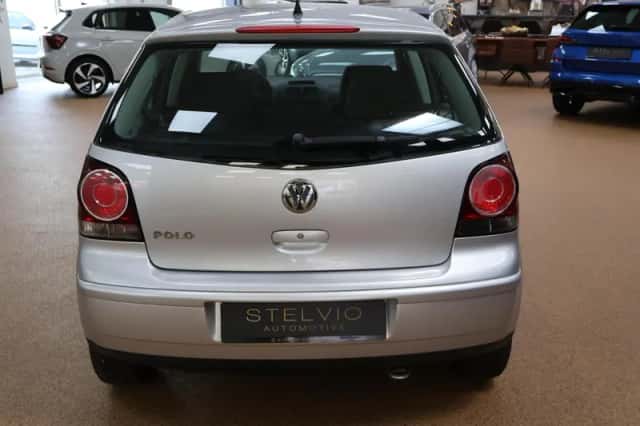 Volkswagen Polo (2007) thumbnail 4