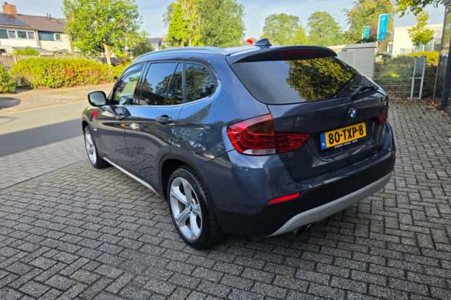 BMW X1 (2012) thumbnail 4