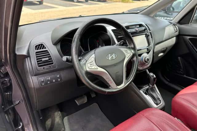 Hyundai ix20 (2015) thumbnail 4