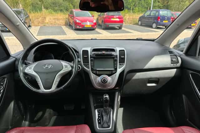 Hyundai ix20 (2015) thumbnail 5