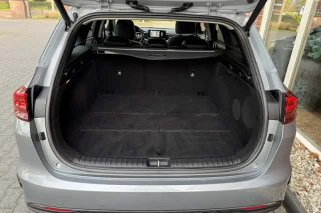 Kia Ceed (2024) thumbnail 6