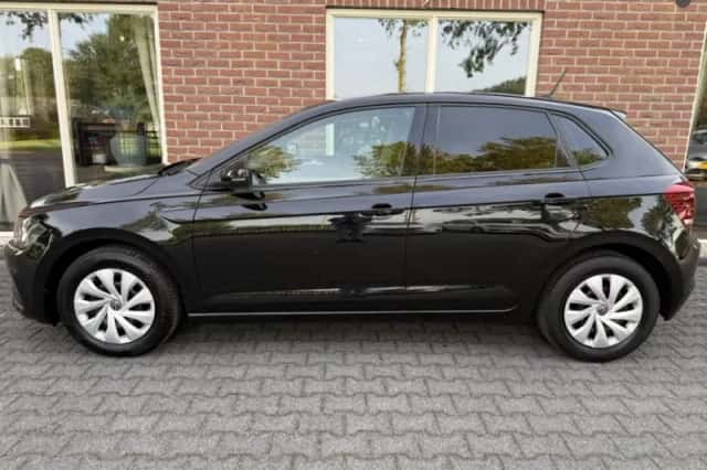 Volkswagen Polo (2021) thumbnail 2