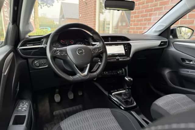 Opel Corsa (2022) thumbnail 3