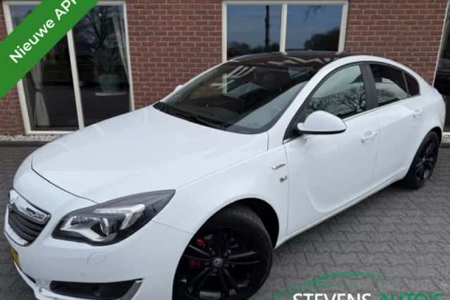 Opel Insignia (2016) thumbnail 1