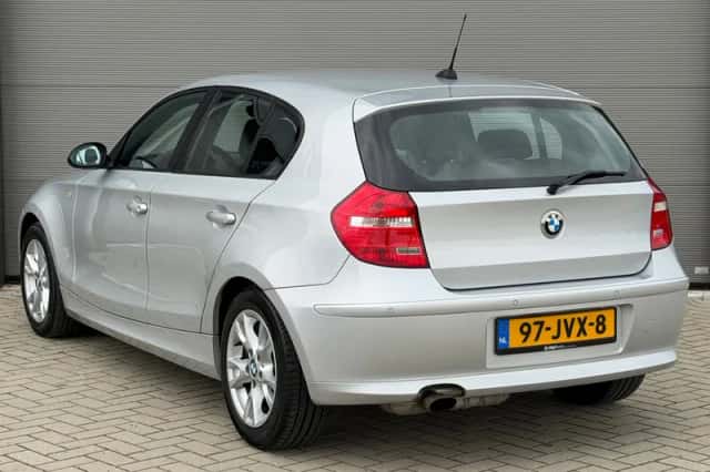BMW 1-Serie (2009) thumbnail 3