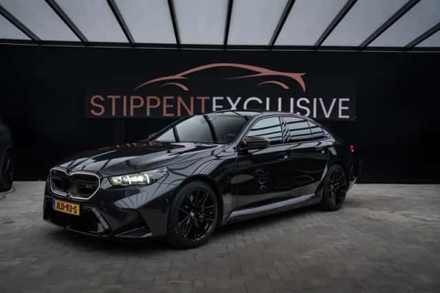BMW M5 (2024) thumbnail 1