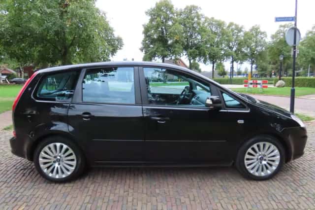 Ford C-Max (2010) thumbnail 4