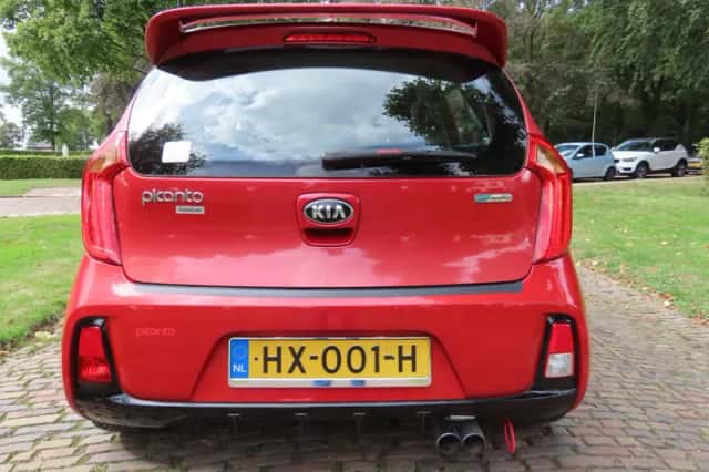 Kia Picanto (2016) thumbnail 6