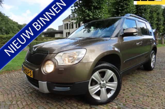 Škoda Yeti (2010) thumbnail 2