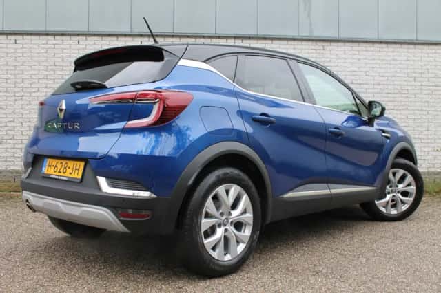 Renault Captur (2020) thumbnail 4
