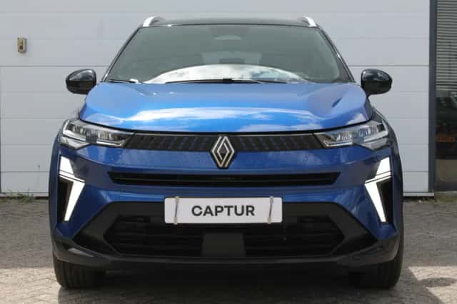 Renault Captur (2025) thumbnail 3