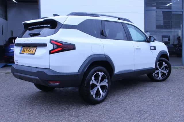 Dacia Bigster (2026) thumbnail 4