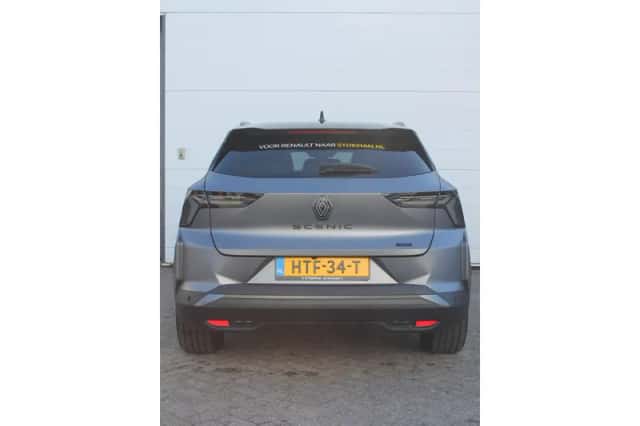 Renault Scenic E-Tech (2025) thumbnail 6