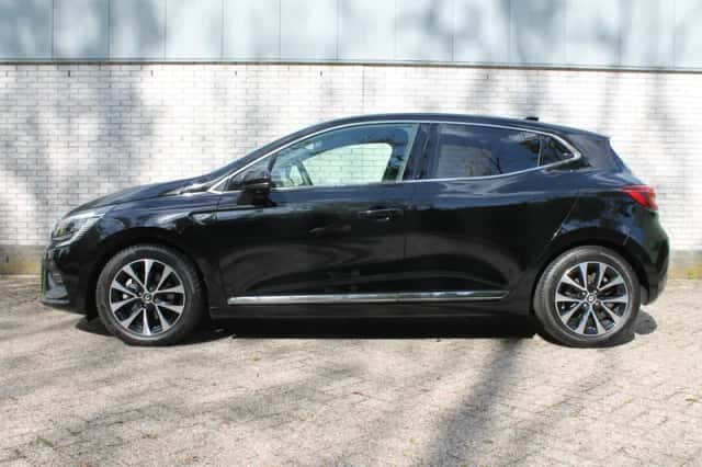 Renault Clio (2023) thumbnail 6