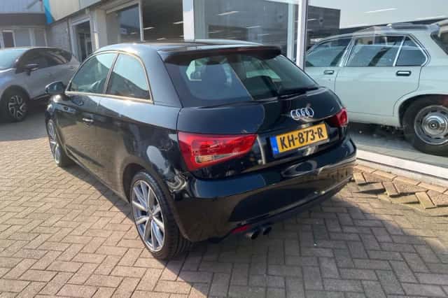 Audi A1 (2013) thumbnail 5