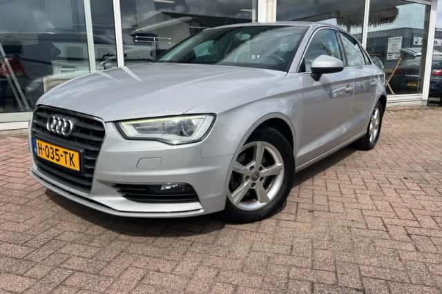 Audi A3 (2013) thumbnail 1