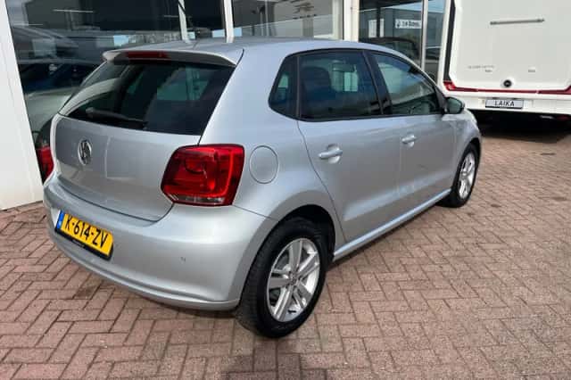 Volkswagen Polo (2014) thumbnail 6