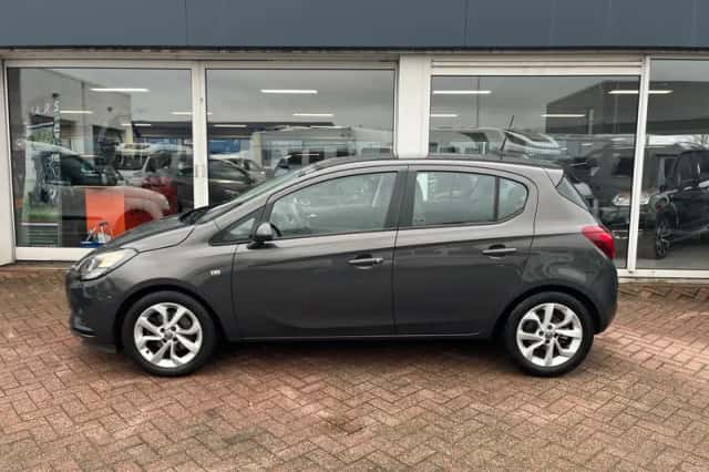 Opel Corsa (2015) thumbnail 3