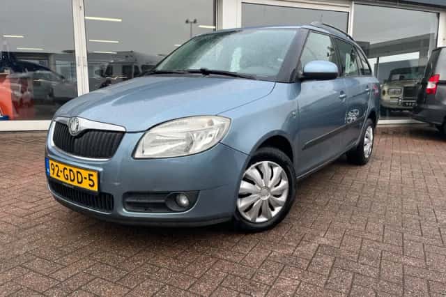 Škoda Fabia (2008) thumbnail 1