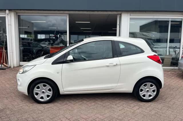 Ford Ka (2011) thumbnail 3