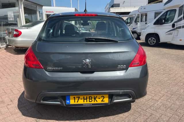 Peugeot 308 (2008) thumbnail 5