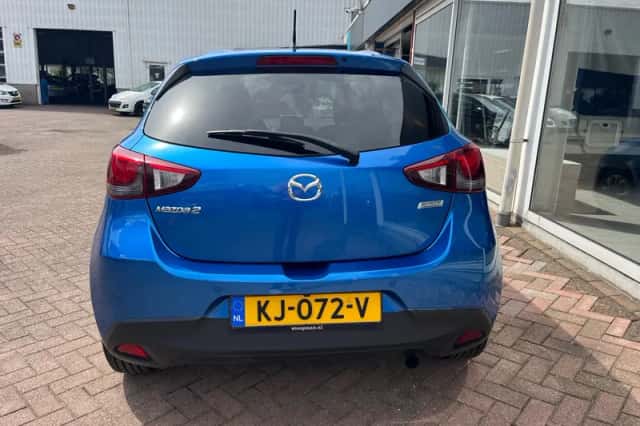 Mazda 2 (2016) thumbnail 5
