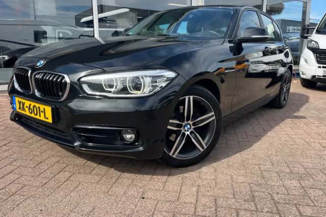 BMW 1-Serie (2019) thumbnail 1