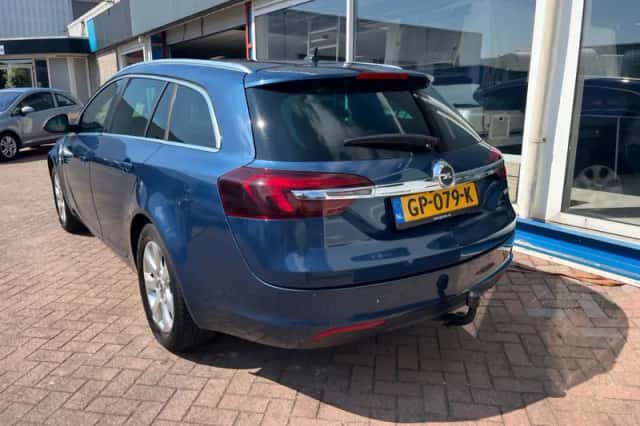 Opel Insignia (2015) thumbnail 4