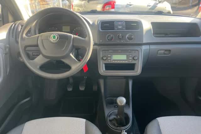 Škoda Fabia (2013) thumbnail 2
