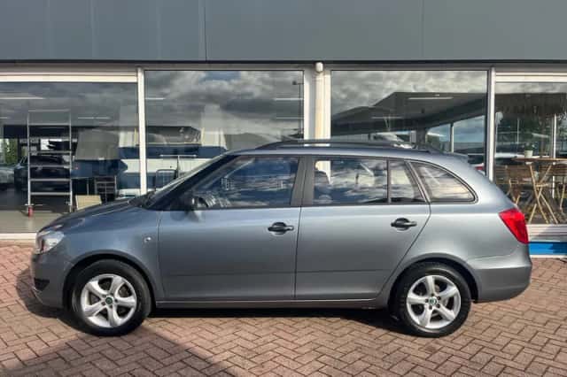 Škoda Fabia (2013) thumbnail 3