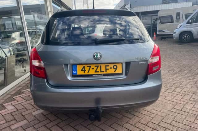 Škoda Fabia (2013) thumbnail 5