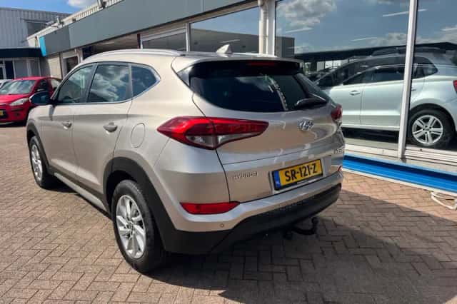 Hyundai Tucson (2018) thumbnail 4
