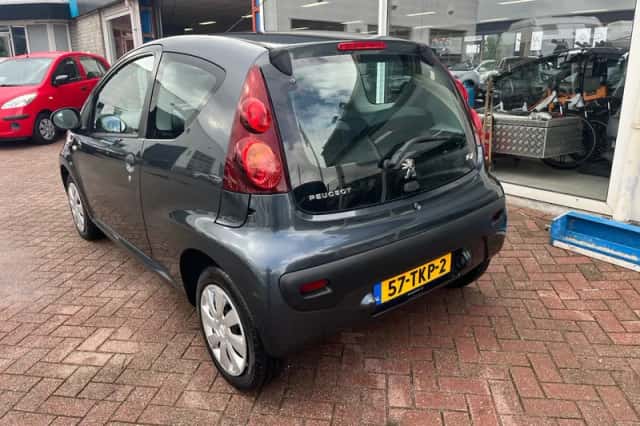 Peugeot 107 (2012) thumbnail 4