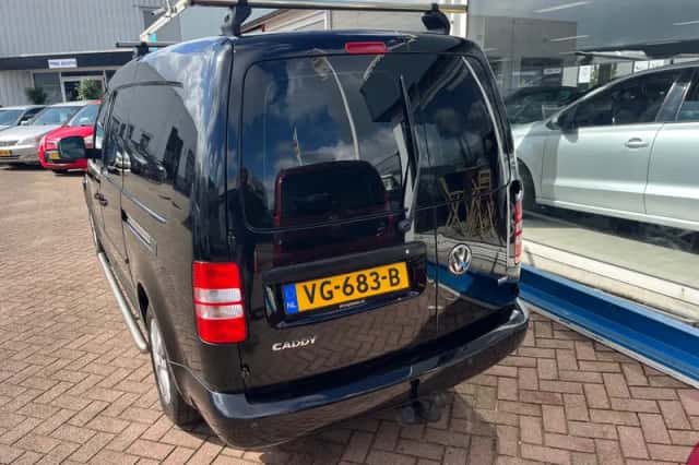 Volkswagen Caddy (2013) thumbnail 6