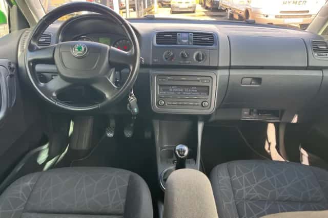 Škoda Fabia (2013) thumbnail 2