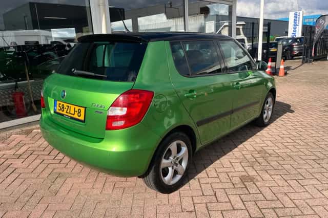 Škoda Fabia (2013) thumbnail 6