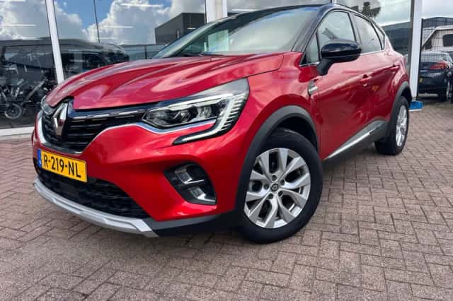 Renault Captur (2021) thumbnail 1