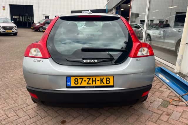 Volvo C30 (2008) thumbnail 5