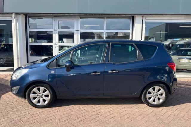 Opel Meriva (2012) thumbnail 3