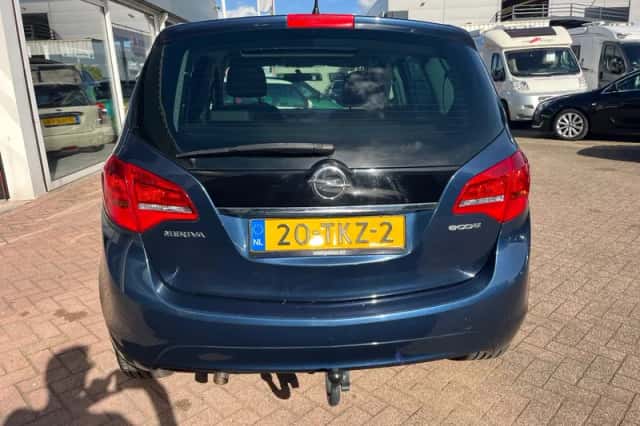 Opel Meriva (2012) thumbnail 4