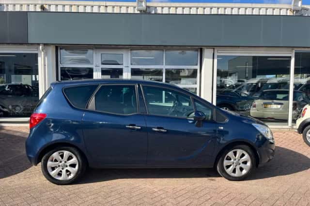 Opel Meriva (2012) thumbnail 6