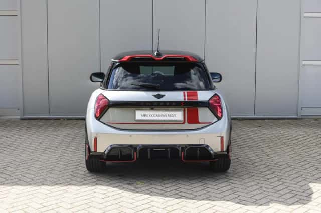 MINI Cooper S (2026) thumbnail 6
