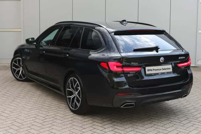 BMW 5-Serie (2023) thumbnail 2