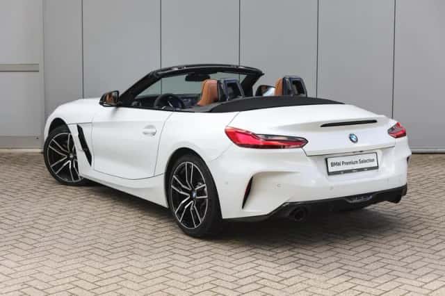 BMW Z4 (2019) thumbnail 2
