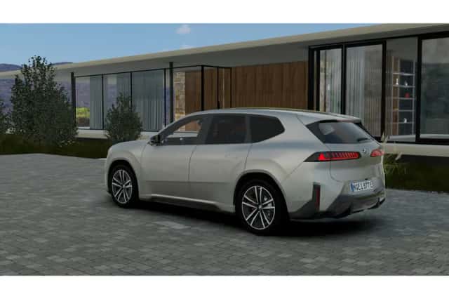 BMW iX3 (2026) thumbnail 2