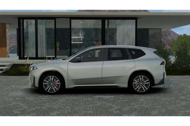 BMW iX3 (2026) thumbnail 5